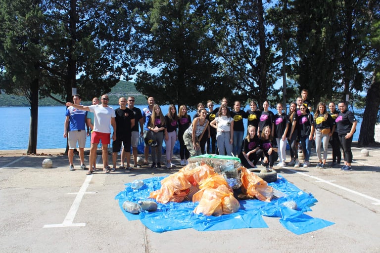 U Neumu održana jubilarna 10. akcija čišćenja  „Let’s Do It – očistimo zemlju za 1 dan!“