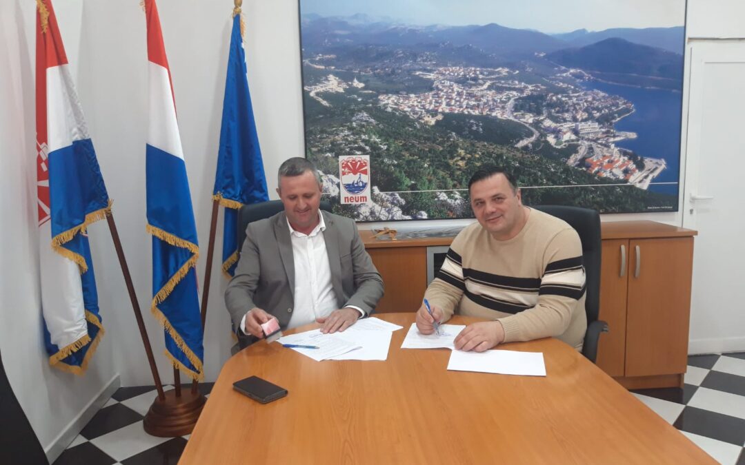 Potpisan ugovor za sanaciju ulica Primorska i Trstenica u Neumu